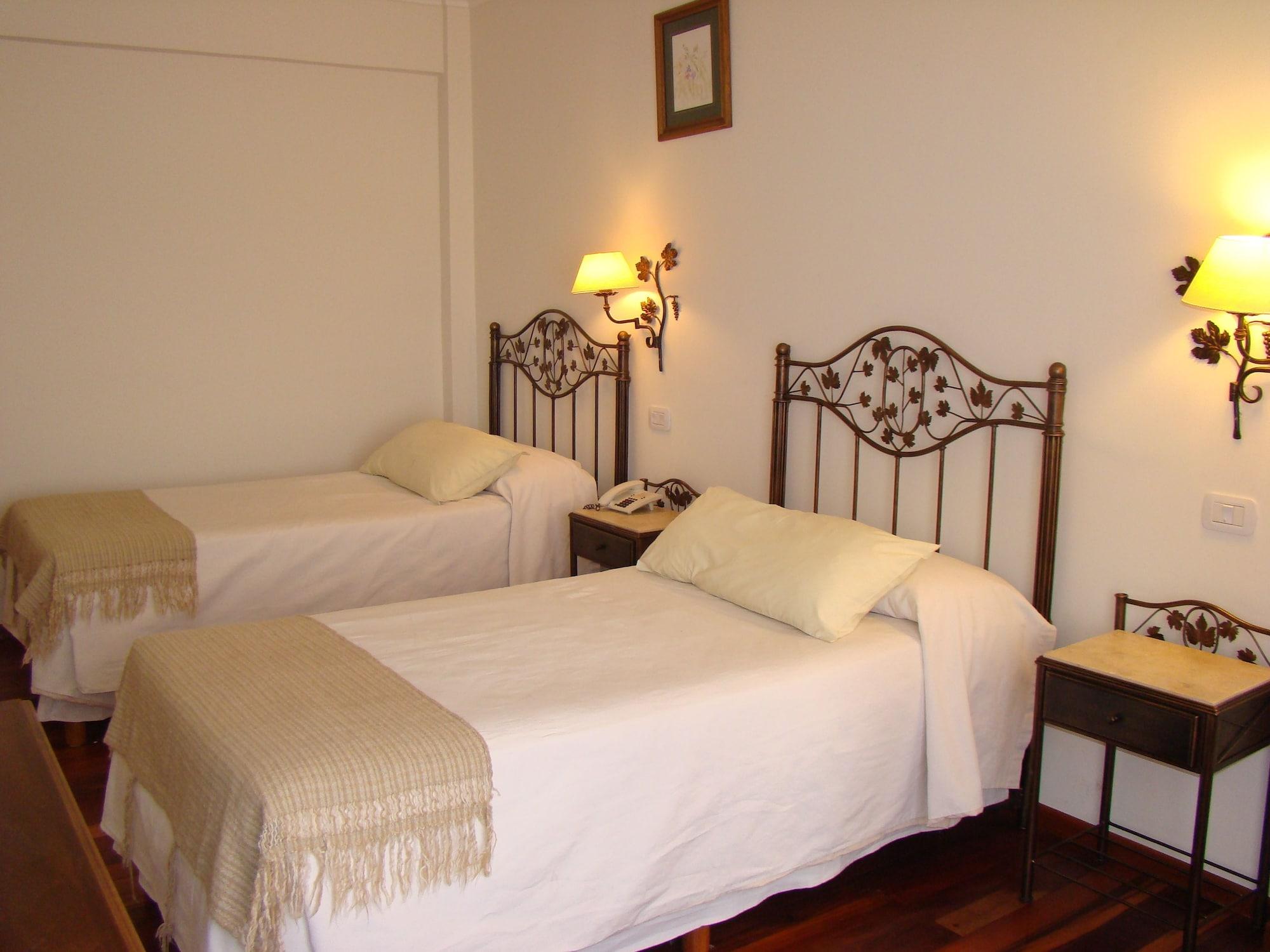 Hotel Asturias Cafayate Exterior photo